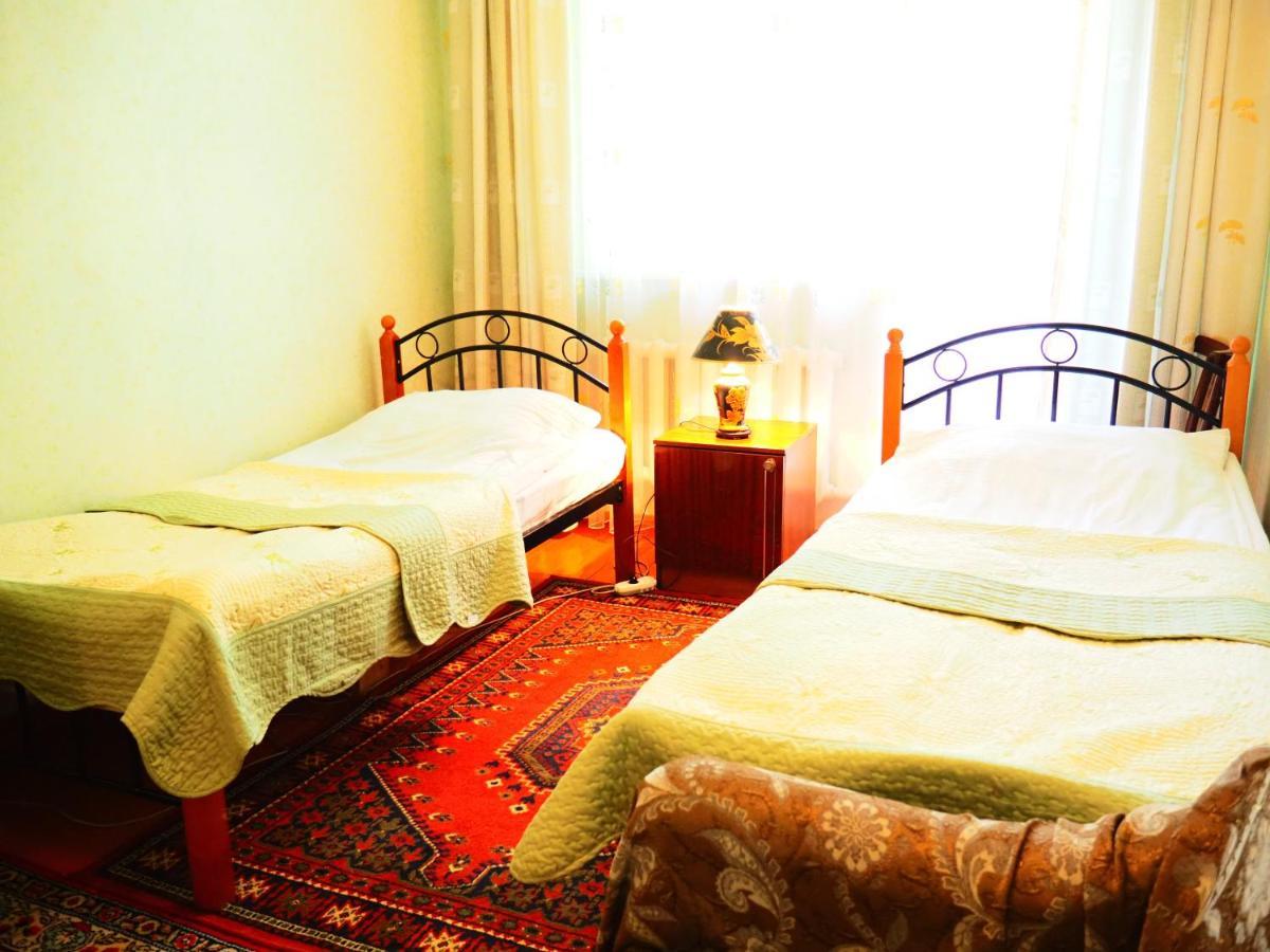 Baktygul Guesthouse Naryn Extérieur photo