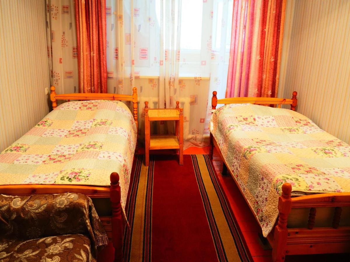 Baktygul Guesthouse Naryn Extérieur photo