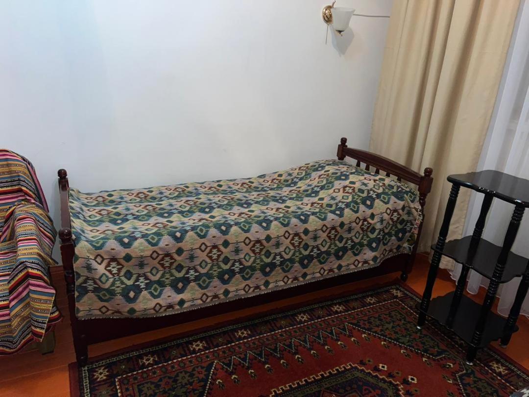 Baktygul Guesthouse Naryn Extérieur photo